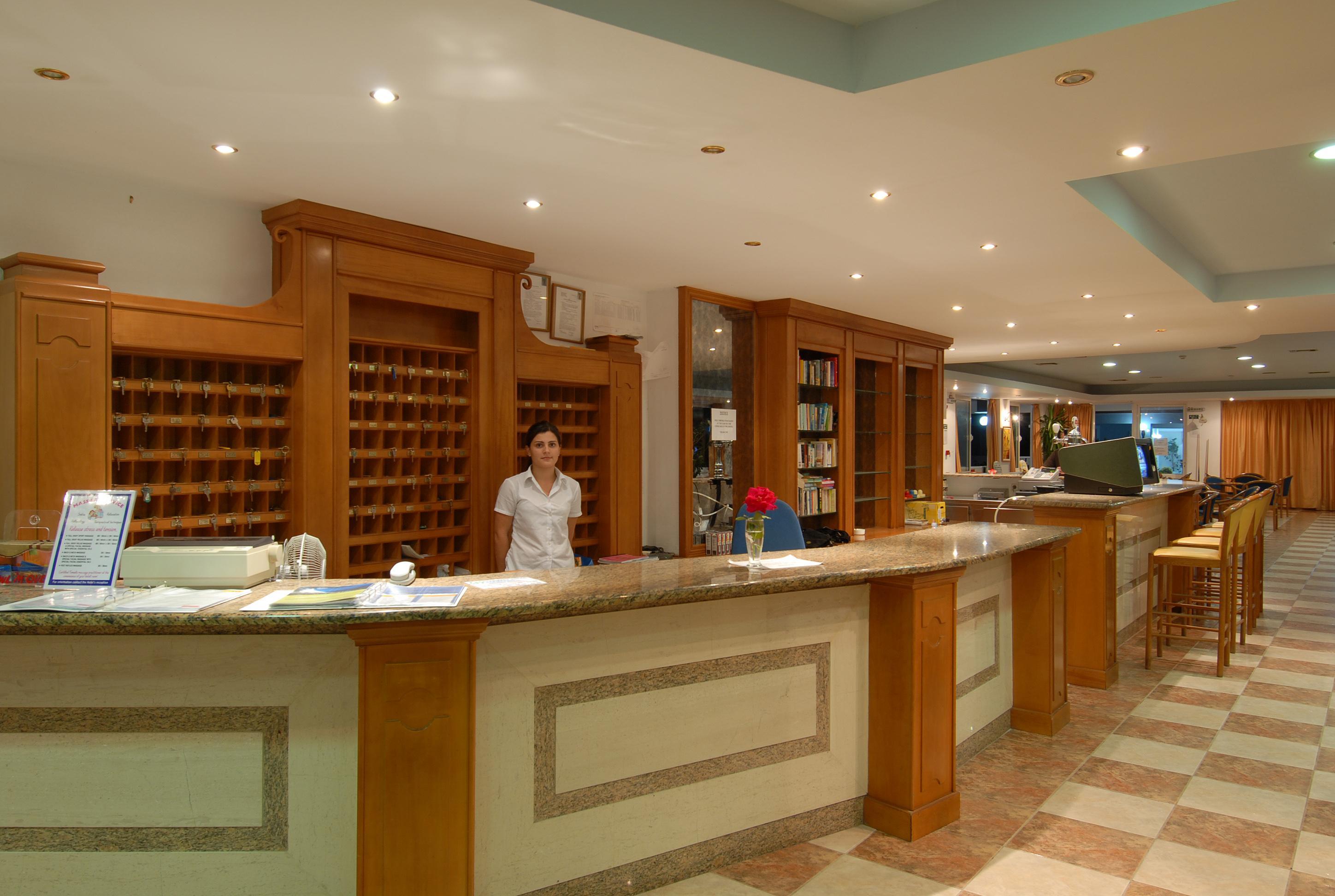 Planos Hotel Exterior photo