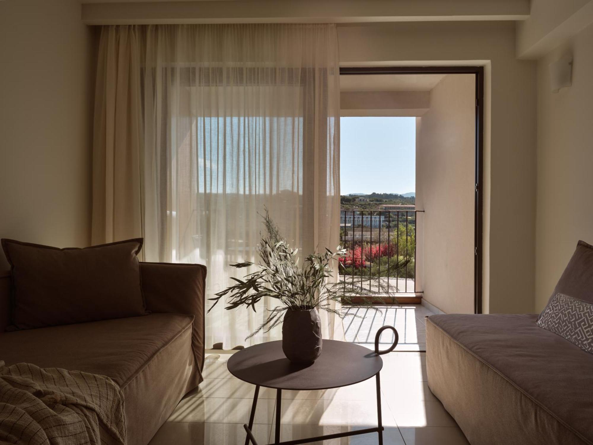 Planos Hotel Exterior photo
